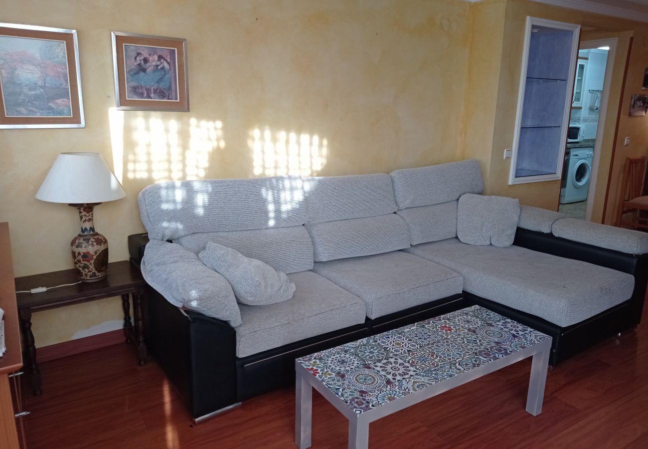 Apartamento en Playa de Gandía - 1.Bahamas II esc.III 10º pta.19